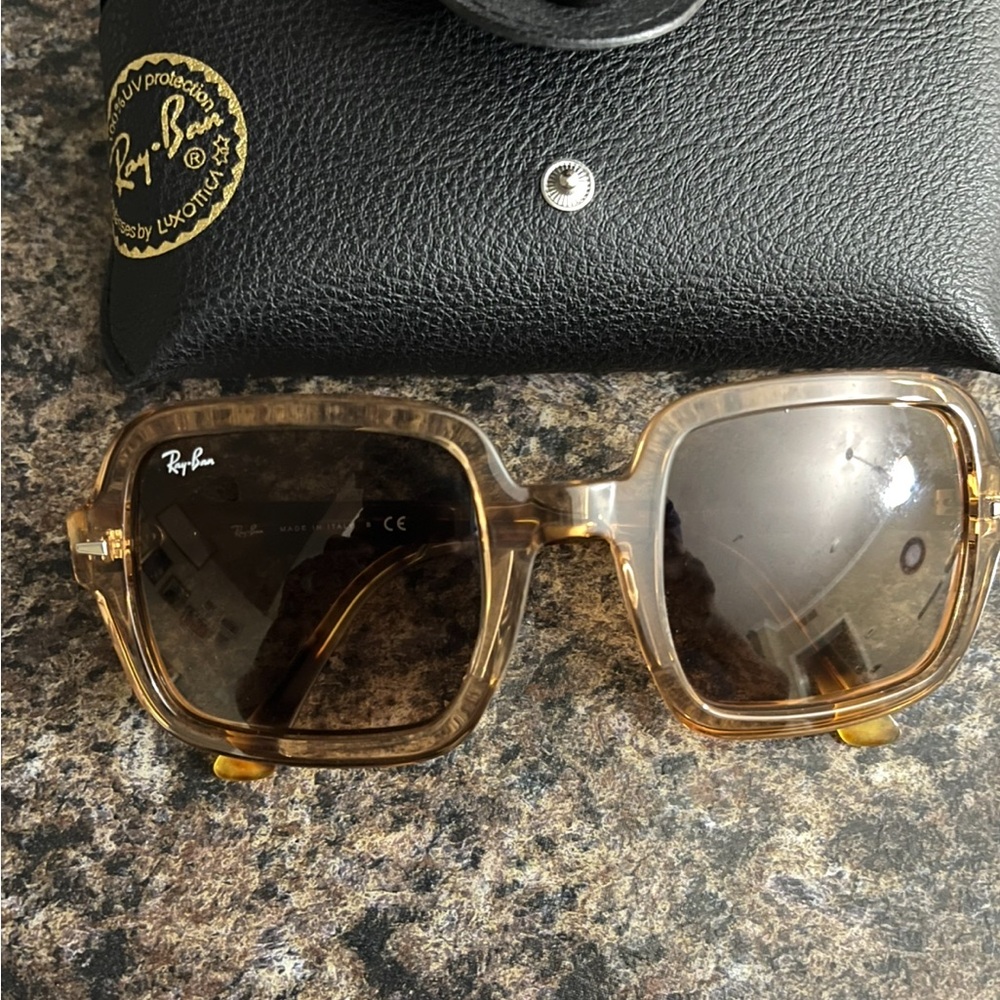 Ray-Ban RB2188 Sunglasses